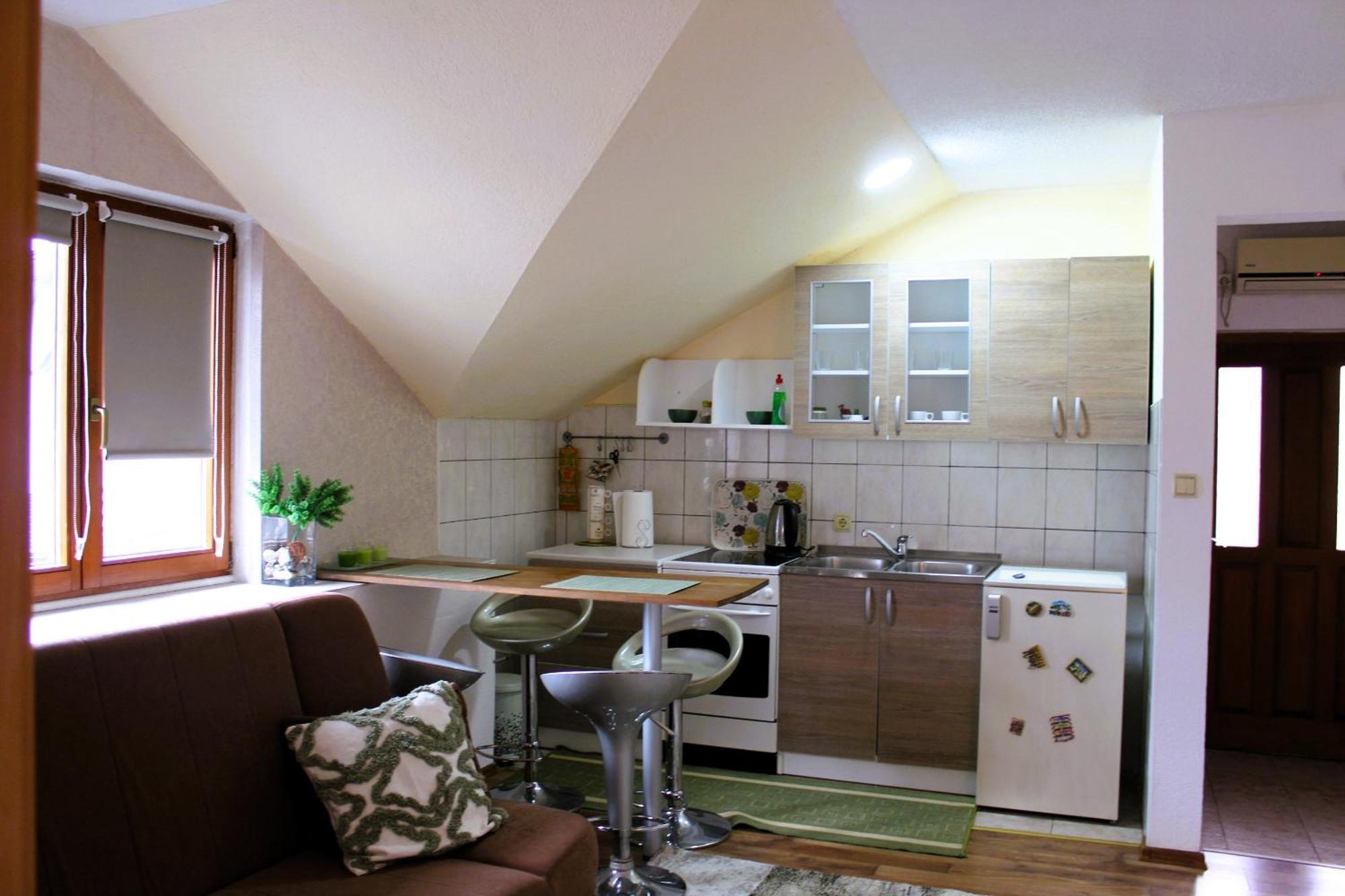 Svila Apartmani Bihać Exteriör bild