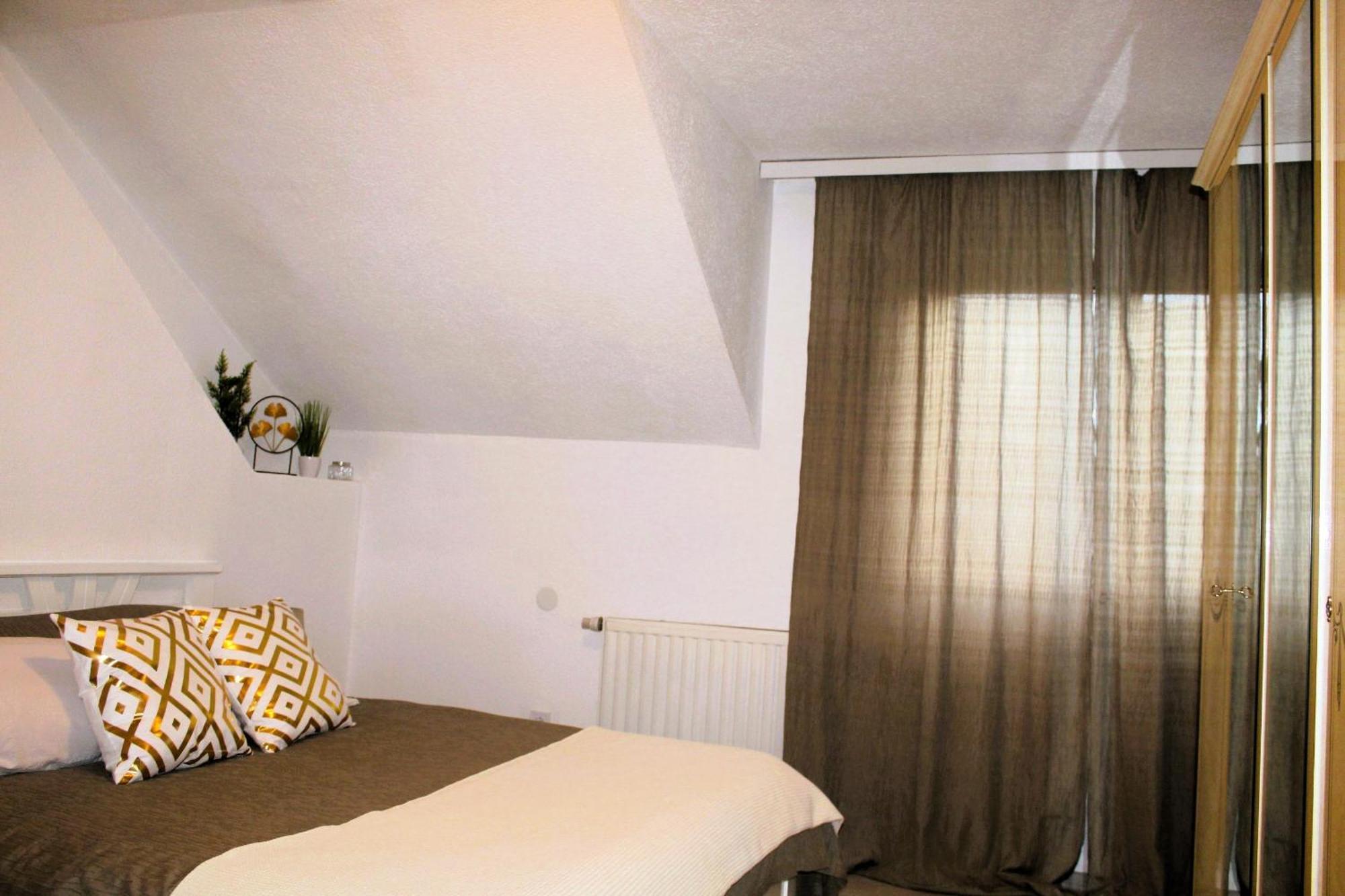Svila Apartmani Bihać Exteriör bild